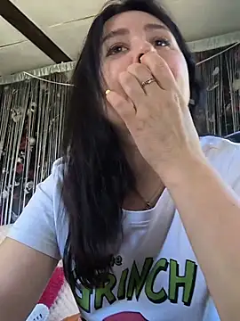 KikiXRed online show from 06-14-26, 10:27