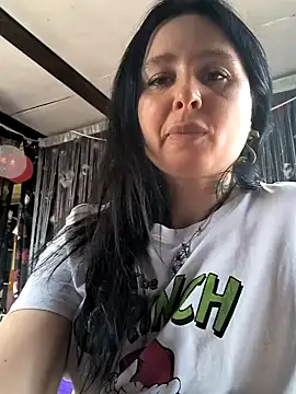 KikiXRed online show from 03-16-26, 10:52