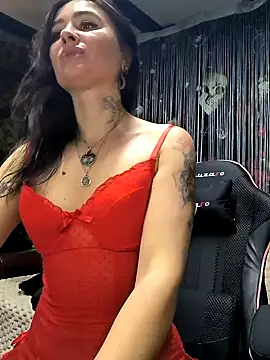 KikiXRed online show from 12-08-24, 04:50