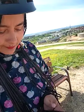 Snapshot of bellapaty chatting on 05-17-26, 08:25 bellapaty online show from 05-17-26, 08:25