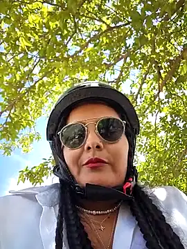 Snapshot of bellapaty chatting on 06-02-26, 02:17 bellapaty online show from 06-02-26, 02:17
