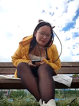 Snapshot of bellapaty chatting on 05-11-26, 04:04 bellapaty online show from 05-11-26, 04:04