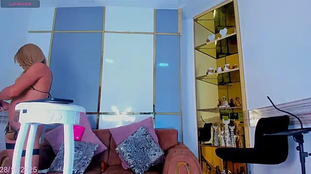 EmmaHills Sex online show from 10-28-25, 12:48