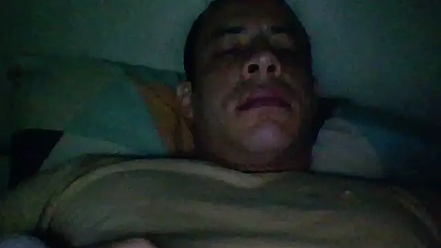 Snapshot of MachoScorpionCaralho chatting on 06-20-26, 03:11 MachoScorpionCaralho online show from 06-20-26, 03:11