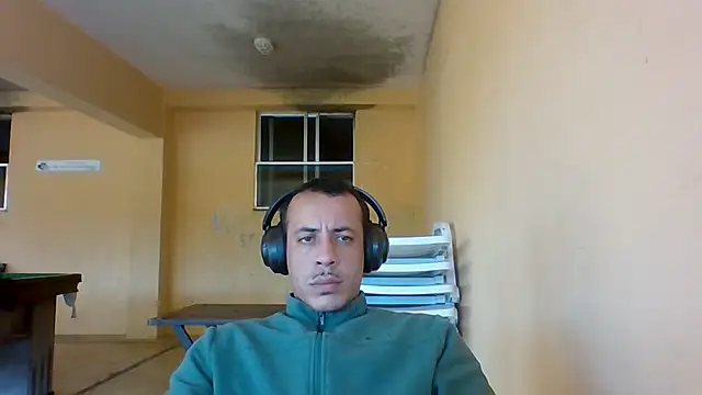 Snapshot of MachoScorpionCaralho chatting on 06-06-26, 06:02 MachoScorpionCaralho online show from 06-06-26, 06:02