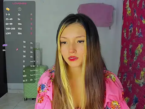 Alice bloom  online show from 01-12-26, 07:26