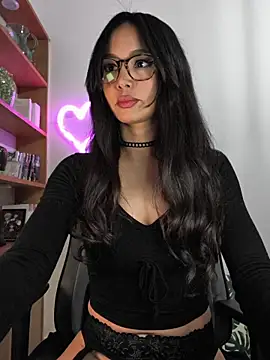 Snapshot of Naughty-Jessie chatting on 02-13-26, 08:53 Naughty-Jessie online show from 02-13-26, 08:53