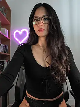 Snapshot of Naughty-Jessie chatting on 02-21-26, 09:39 Naughty-Jessie online show from 02-21-26, 09:39