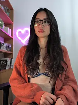 Snapshot of Naughty-Jessie chatting on 02-12-26, 09:58 Naughty-Jessie online show from 02-12-26, 09:58