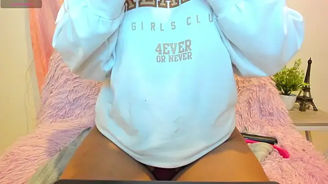 iisabella gonzalez online show from 12-18-25, 04:50