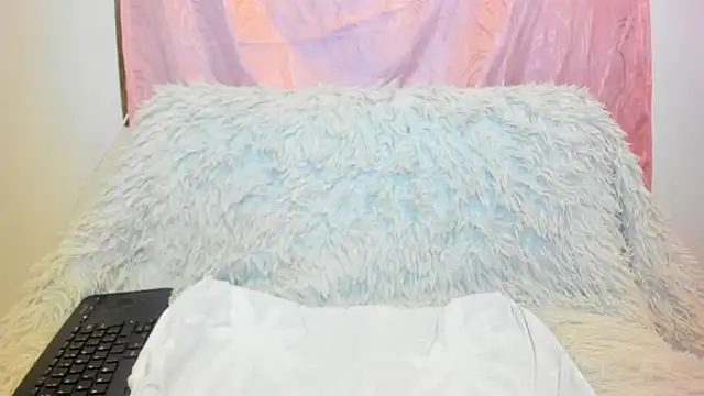 iisabella gonzalez online show from 11-14-25, 05:55