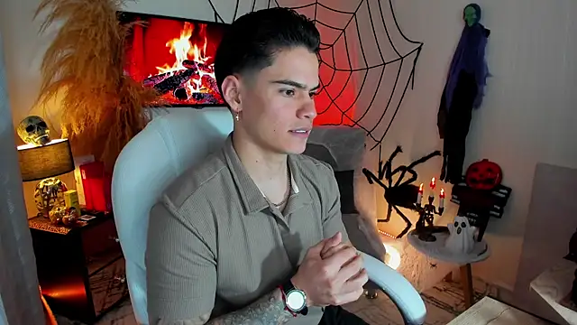 Matias Murrier online show from 10-25-25, 12:04