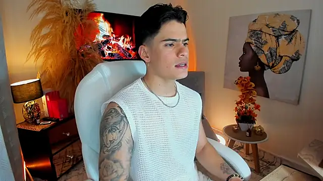 Matias Murrier online show from 12-21-25, 12:40