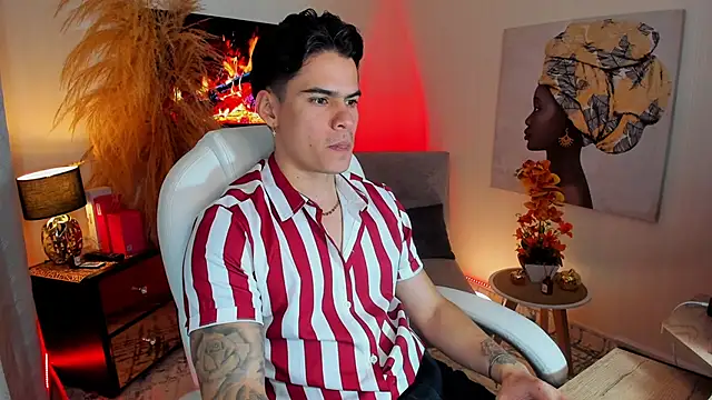 Matias Murrier online show from 12-16-25, 01:15