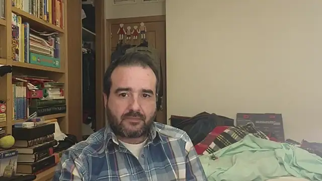 Snapshot of curiosillo83 chatting on 02-21-26, 05:59 curiosillo83 online show from 02-21-26, 05:59