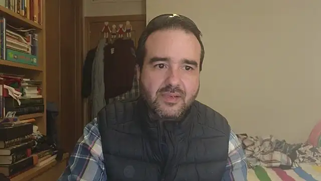 Snapshot of curiosillo83 chatting on 03-03-26, 03:08 curiosillo83 online show from 03-03-26, 03:08