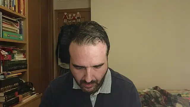 Snapshot of curiosillo83 chatting on 11-19-25, 05:13 curiosillo83 online show from 11-19-25, 05:13