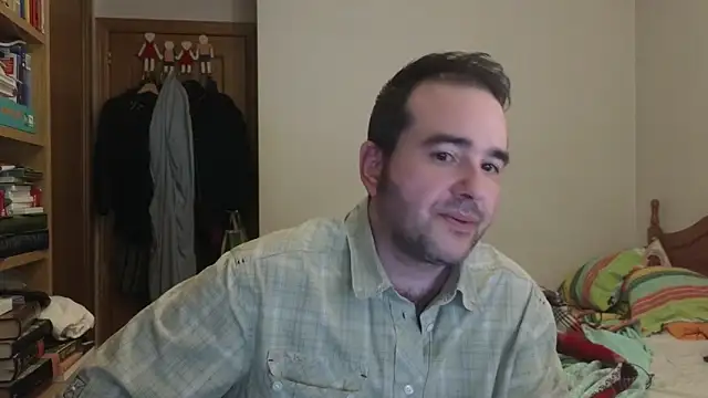 curiosillo83 online show from 05-05-26, 03:04