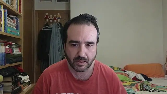 Snapshot of curiosillo83 chatting on 06-26-26, 08:03 curiosillo83 online show from 06-26-26, 08:03
