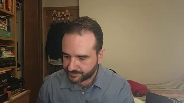 Snapshot of curiosillo83 chatting on 10-26-25, 05:57 curiosillo83 online show from 10-26-25, 05:57