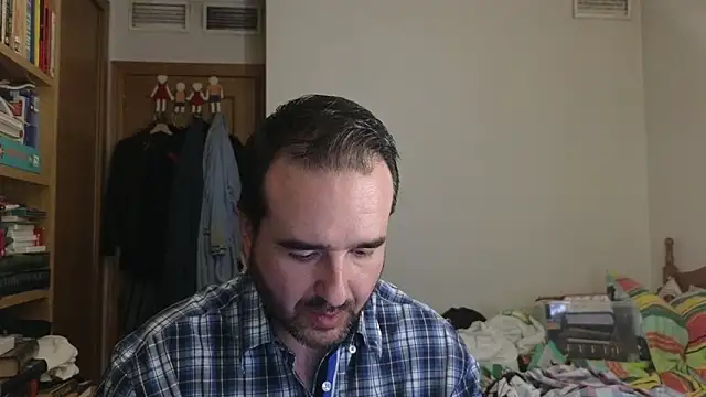curiosillo83 online show from 05-27-26, 02:57