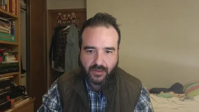 Snapshot of curiosillo83 chatting on 11-08-25, 11:36 curiosillo83 online show from 11-08-25, 11:36