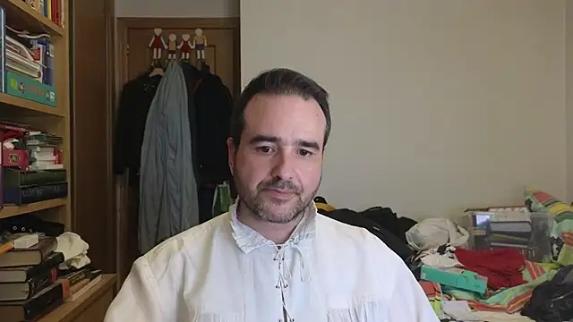 curiosillo83 online show from 05-24-26, 01:55