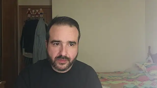 Snapshot of curiosillo83 chatting on 10-28-25, 11:14 curiosillo83 online show from 10-28-25, 11:14