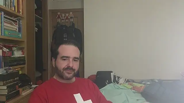 Snapshot of curiosillo83 chatting on 12-13-25, 08:04 curiosillo83 online show from 12-13-25, 08:04