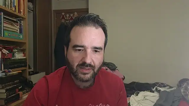 Snapshot of curiosillo83 chatting on 11-25-25, 07:25 curiosillo83 online show from 11-25-25, 07:25