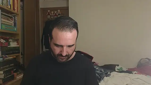 Snapshot of curiosillo83 chatting on 11-23-25, 05:23 curiosillo83 online show from 11-23-25, 05:23