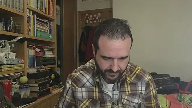 Snapshot of curiosillo83 chatting on 01-11-26, 04:58 curiosillo83 online show from 01-11-26, 04:58