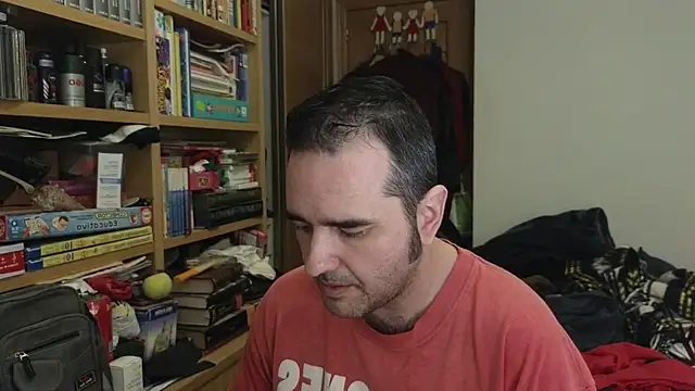 curiosillo83 online show from 04-18-26, 07:07