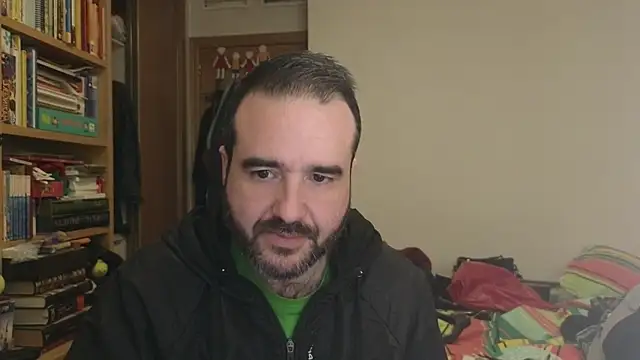 Snapshot of curiosillo83 chatting on 01-06-26, 04:33 curiosillo83 online show from 01-06-26, 04:33