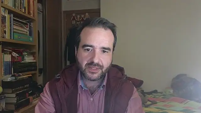 Snapshot of curiosillo83 chatting on 12-03-25, 03:22 curiosillo83 online show from 12-03-25, 03:22