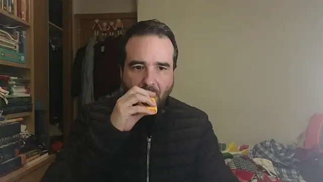 Snapshot of curiosillo83 chatting on 03-01-26, 09:26 curiosillo83 online show from 03-01-26, 09:26