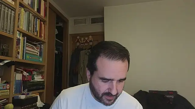 Snapshot of curiosillo83 chatting on 02-22-26, 02:52 curiosillo83 online show from 02-22-26, 02:52