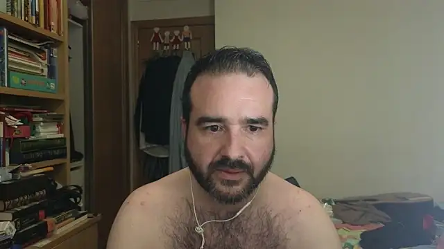 Snapshot of curiosillo83 chatting on 11-01-25, 04:08 curiosillo83 online show from 11-01-25, 04:08