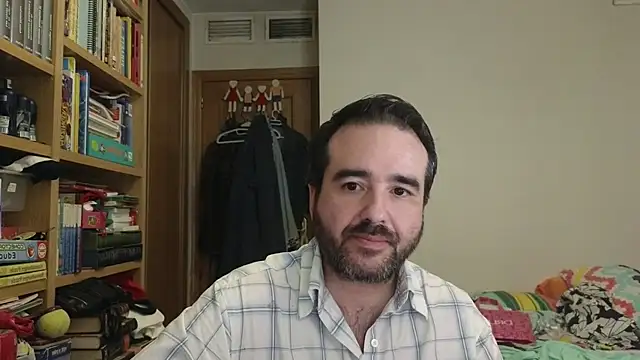 Snapshot of curiosillo83 chatting on 07-02-26, 03:23 curiosillo83 online show from 07-02-26, 03:23