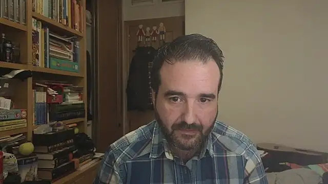 Snapshot of curiosillo83 chatting on 12-15-25, 12:16 curiosillo83 online show from 12-15-25, 12:16