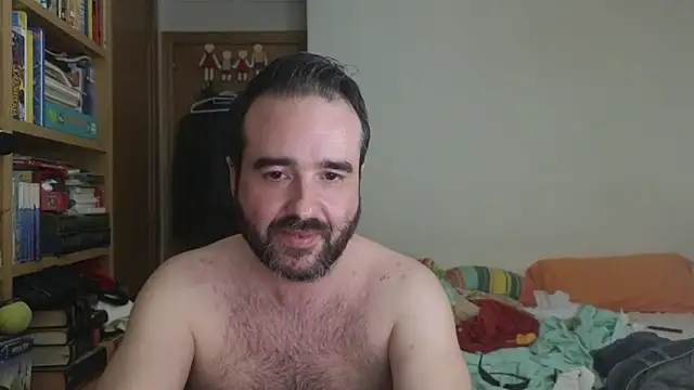 Snapshot of curiosillo83 chatting on 06-17-26, 11:25 curiosillo83 online show from 06-17-26, 11:25
