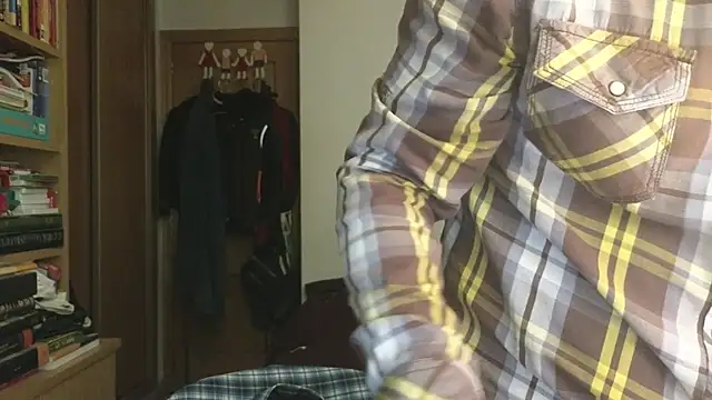 curiosillo83 online show from 03-11-26, 04:12