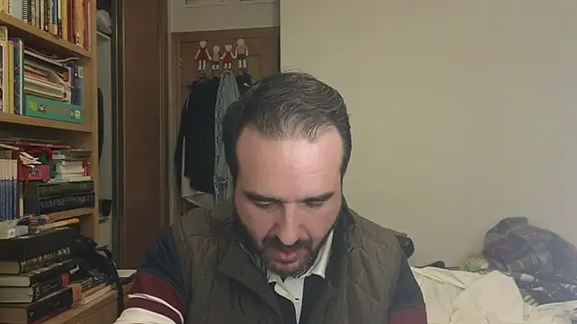 Snapshot of curiosillo83 chatting on 12-04-25, 07:24 curiosillo83 online show from 12-04-25, 07:24