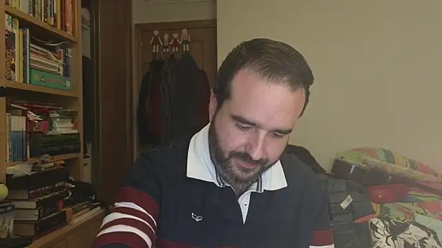 Snapshot of curiosillo83 chatting on 02-11-26, 03:12 curiosillo83 online show from 02-11-26, 03:12