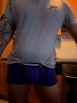 jouet75 online show from 12-21-25, 03:36