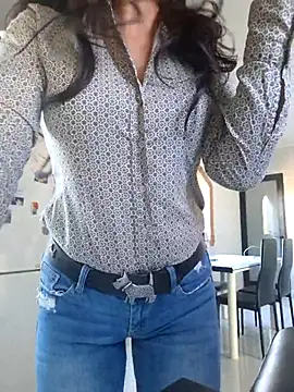 luxxe25 online show from 11-27-25, 08:59