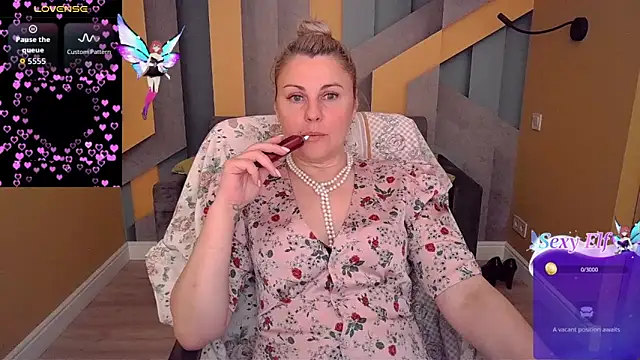 Candy Long online show from 05-26-26, 06:28