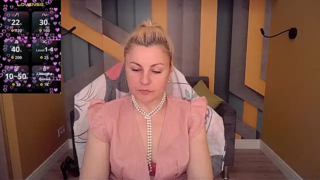 Candy Long online show from 07-08-26, 05:30