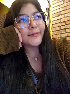 Sakura 0505 online show from 03-12-26, 11:31