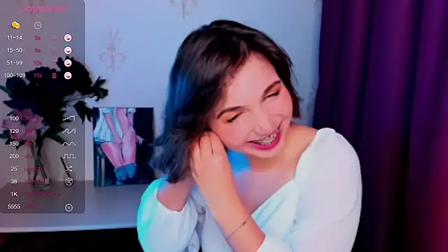 KindHazelHere  online show from 10-21-25, 08:25